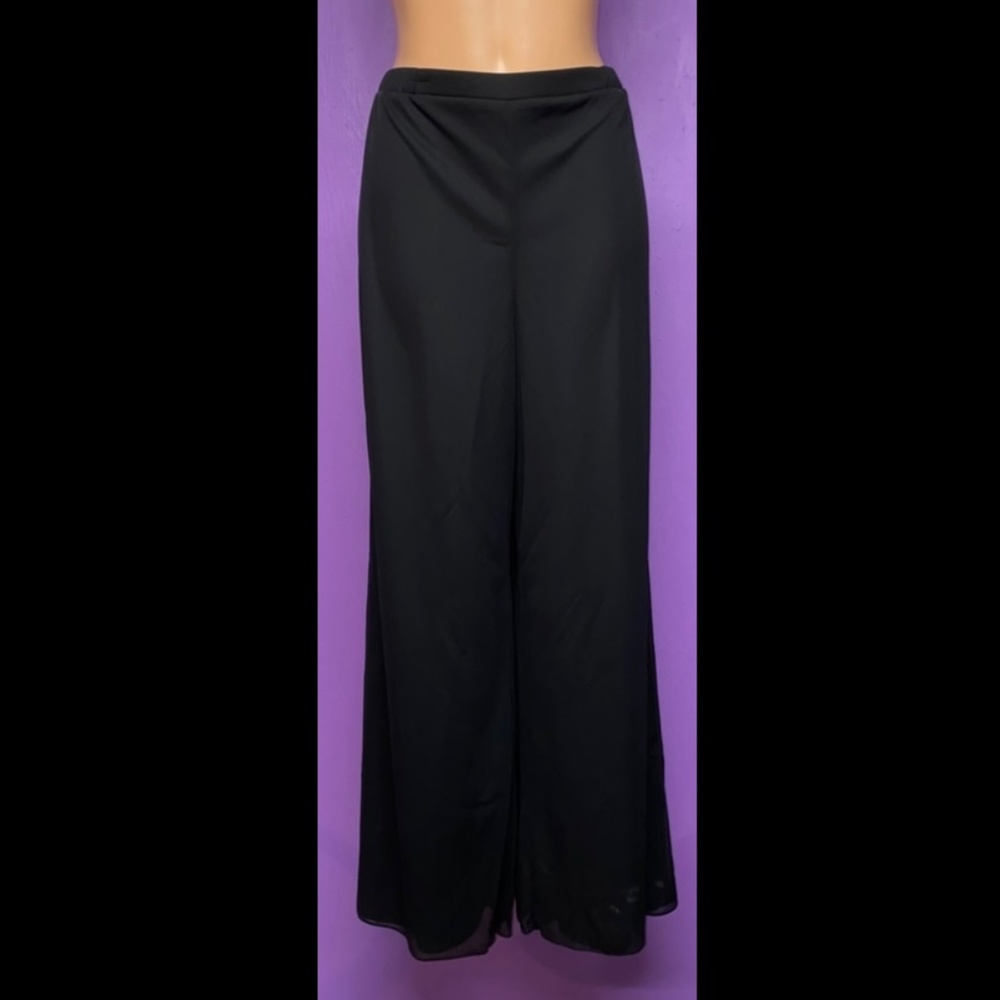 Xcape Women's Pants size L